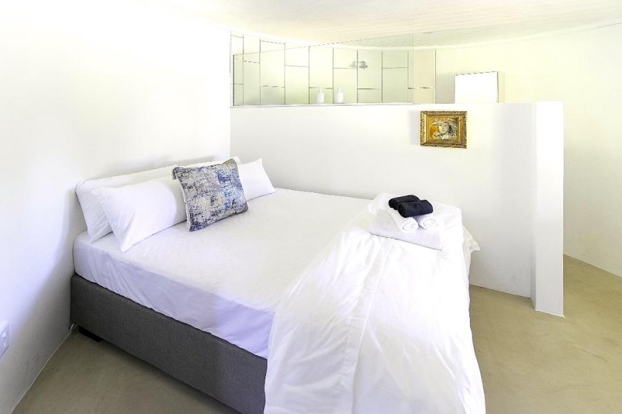 To Let 1 Bedroom Property for Rent in Rondevlei Western Cape